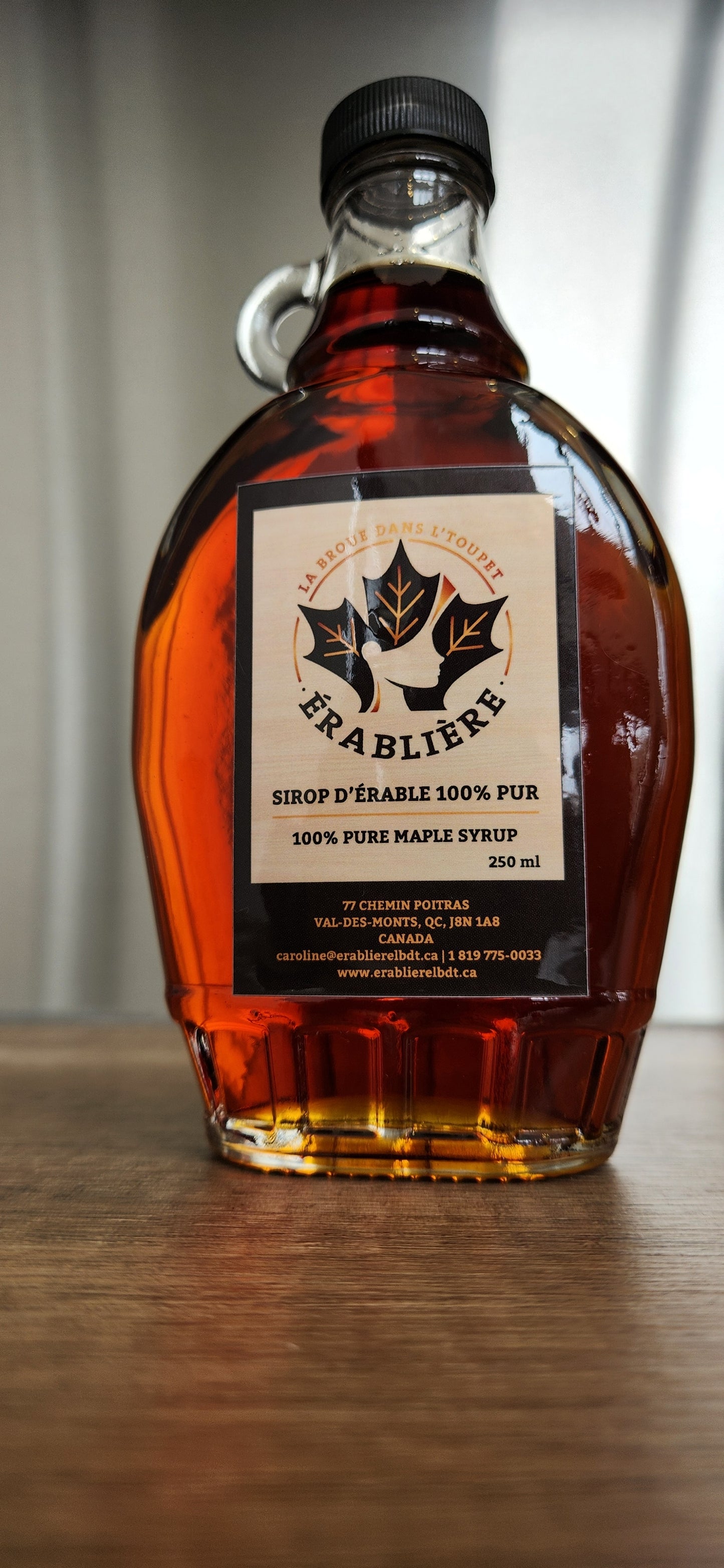 Bouteille de sirop d'érable traditionnelle 250 ml